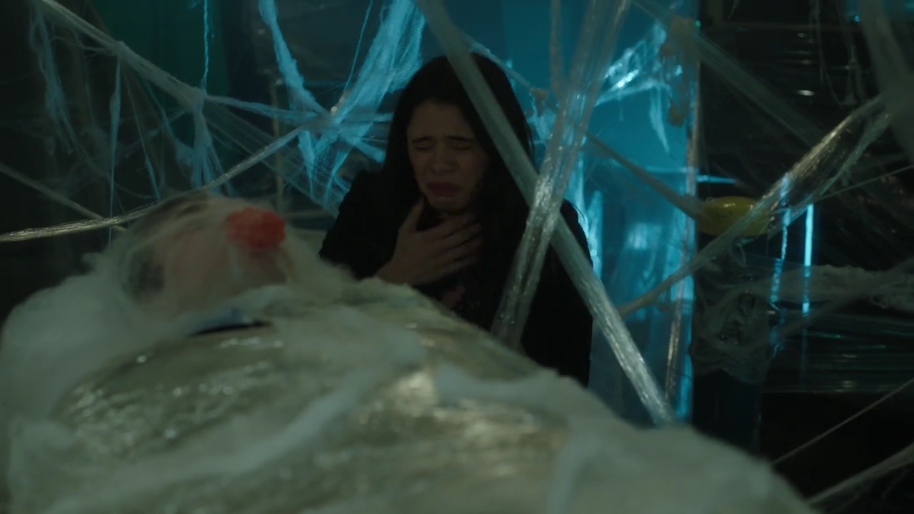Charmed-Online-dot-nl_Charmed-1x08BugABoo01748.jpg