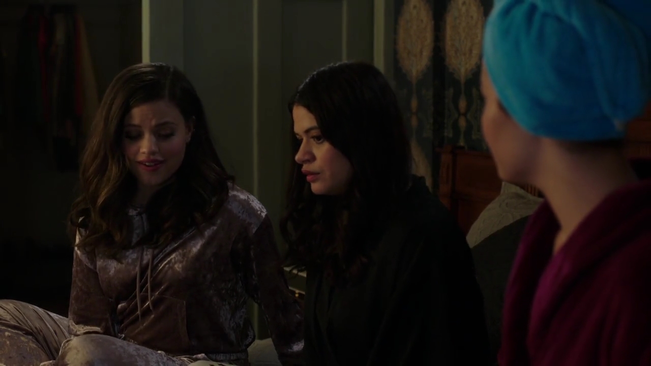 Charmed-Online-dot-nl_Charmed-1x08BugABoo01907.jpg