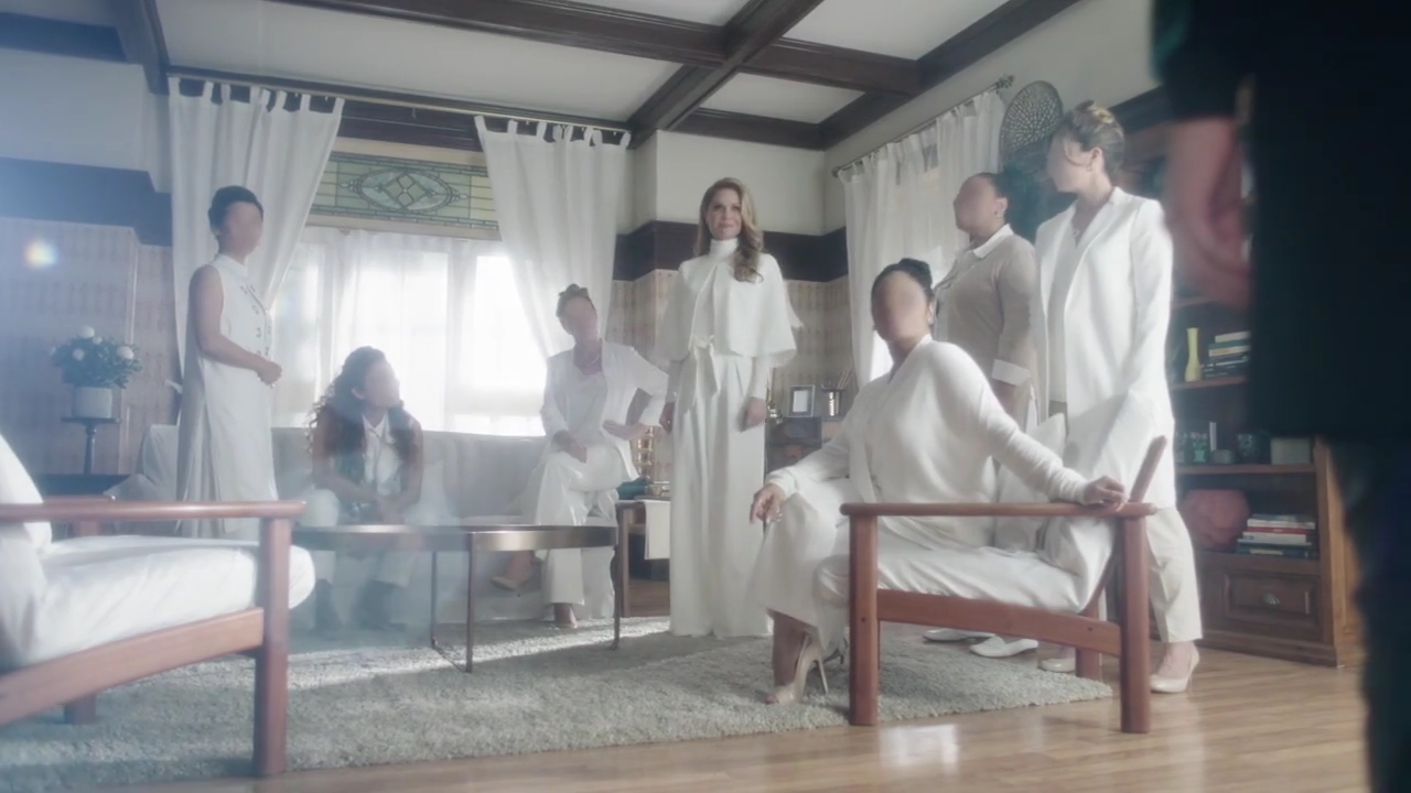 Charmed-Online-dot-nl_Charmed-1x08BugABoo02080.jpg Charmed-Online-dot-nl_Charmed-1x08BugABoo02080.jpg