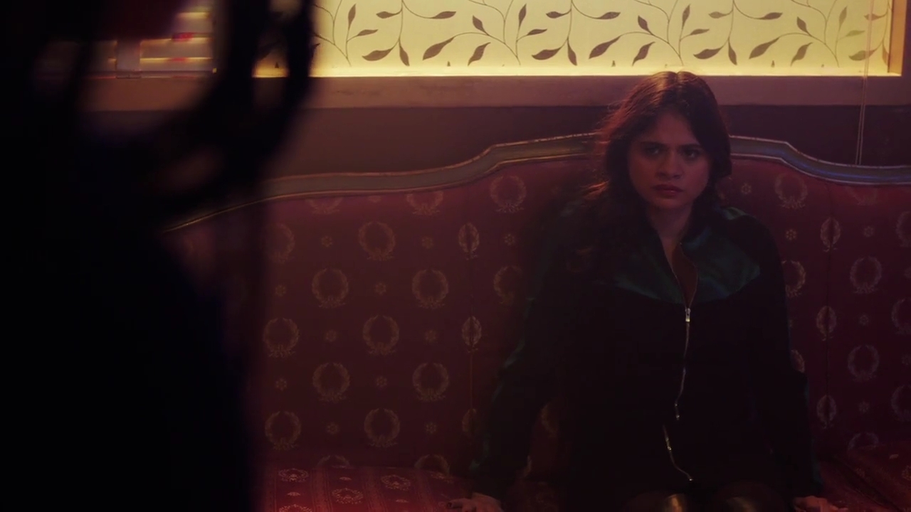 Charmed-Online-dot-nl_Charmed-1x09JingleHell00020.jpg