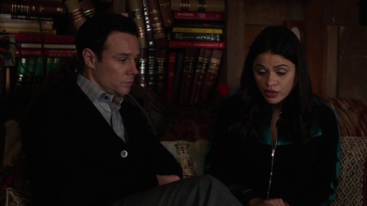 Charmed-Online-dot-nl_Charmed-1x09JingleHell00094.jpg Charmed-Online-dot-nl_Charmed-1x09JingleHell00094.jpg