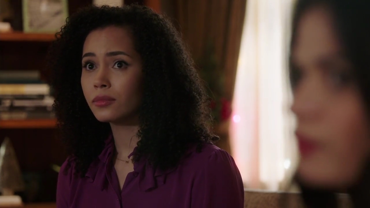 Charmed-Online-dot-nl_Charmed-1x09JingleHell00389.jpg