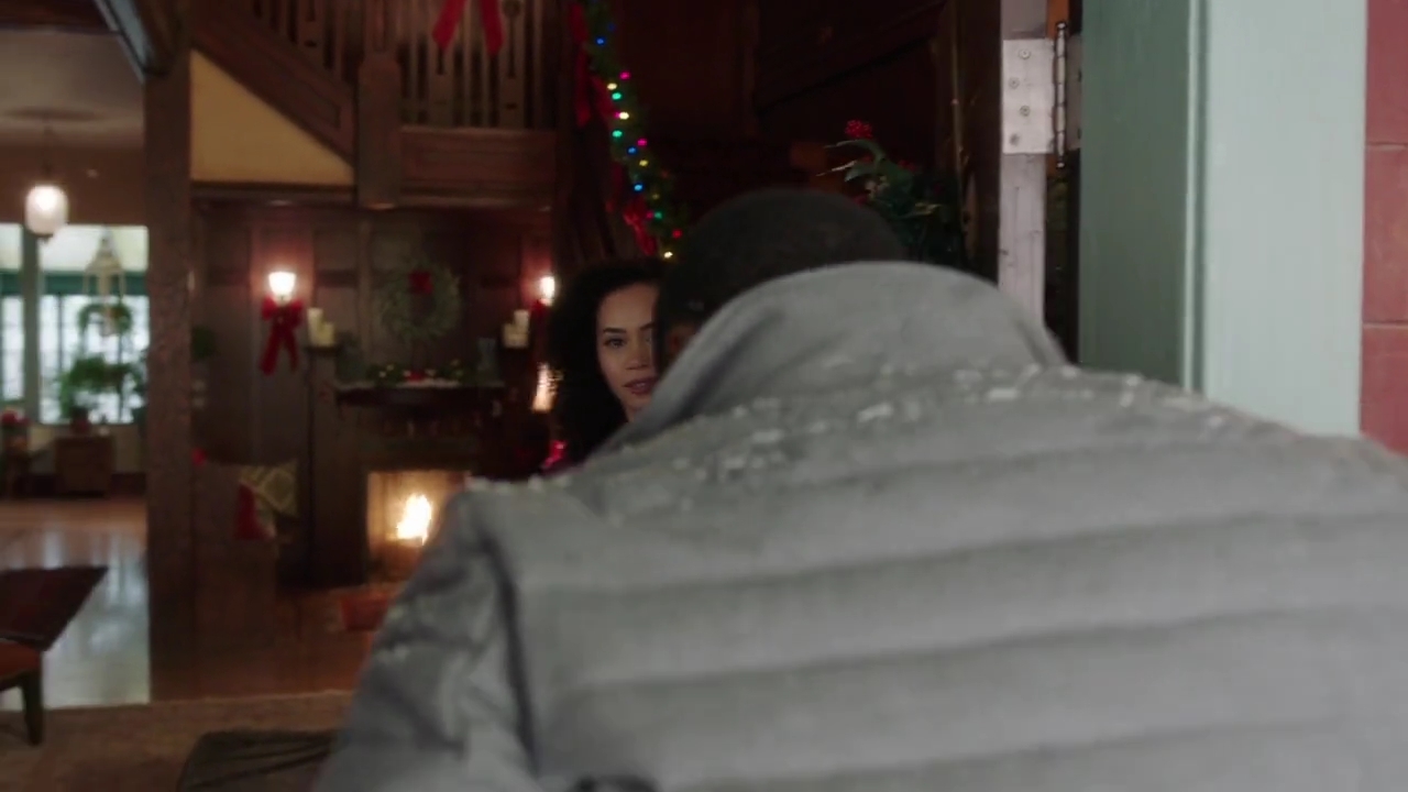 Charmed-Online-dot-nl_Charmed-1x09JingleHell00421.jpg