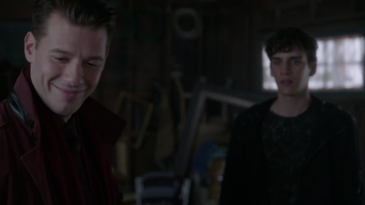 Charmed-Online-dot-nl_Charmed-1x09JingleHell00995.jpg Charmed-Online-dot-nl_Charmed-1x09JingleHell00995.jpg