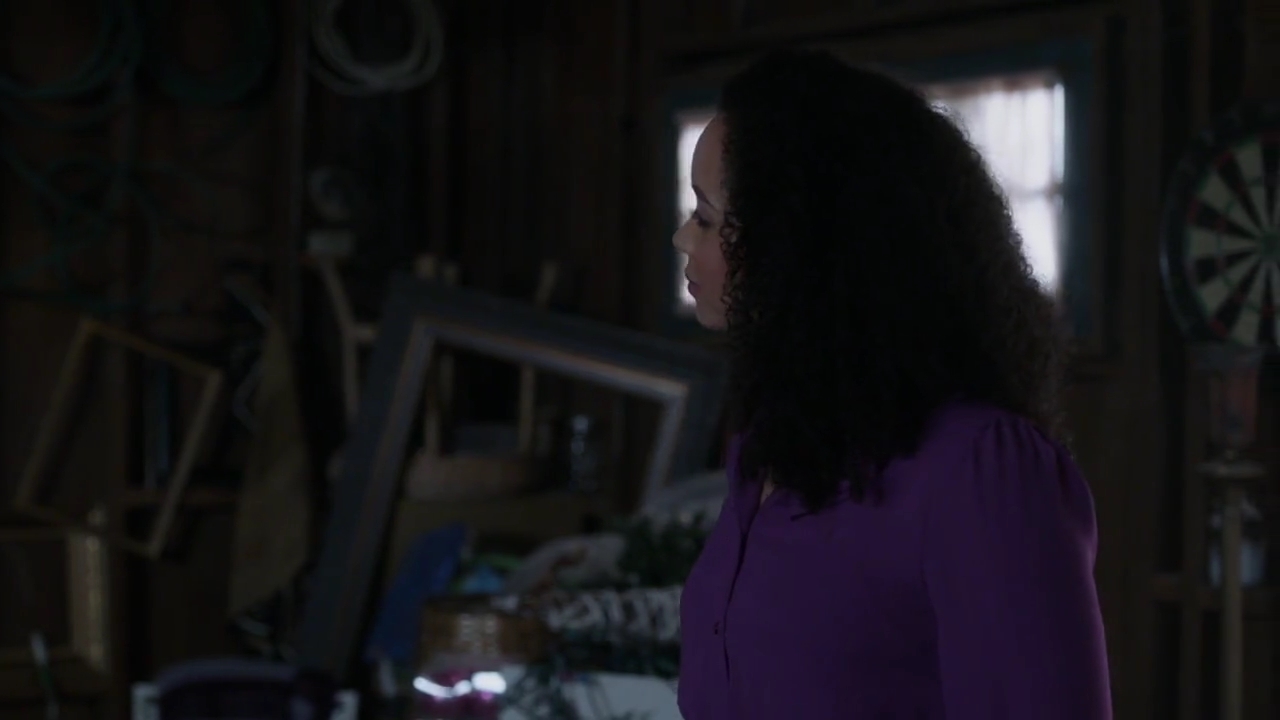 Charmed-Online-dot-nl_Charmed-1x09JingleHell01016.jpg