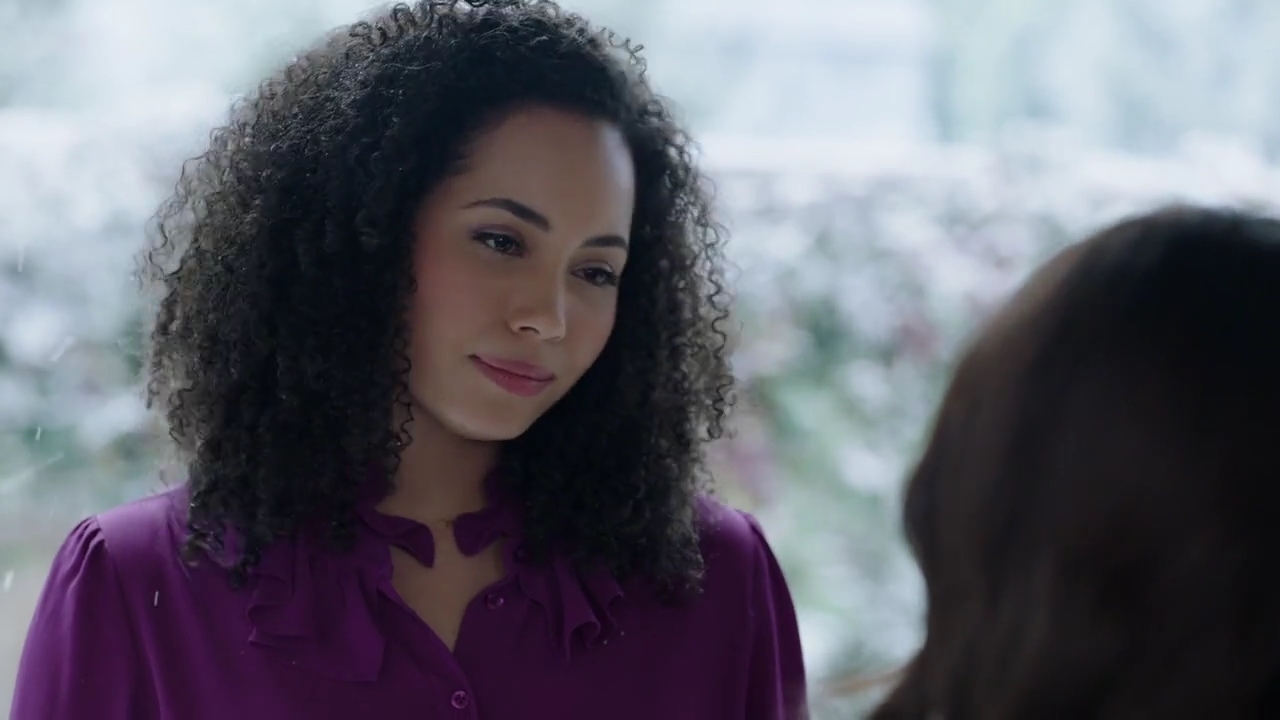 Charmed-Online-dot-nl_Charmed-1x09JingleHell01128.jpg