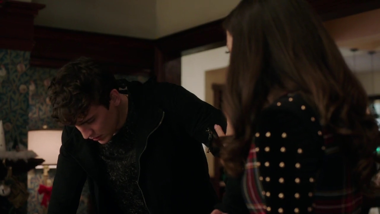 Charmed-Online-dot-nl_Charmed-1x09JingleHell01280.jpg