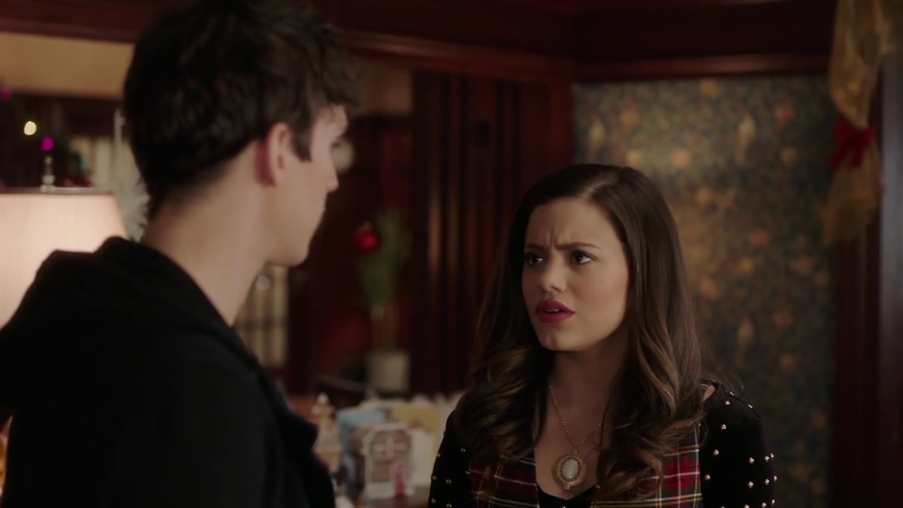 Charmed-Online-dot-nl_Charmed-1x09JingleHell01295.jpg