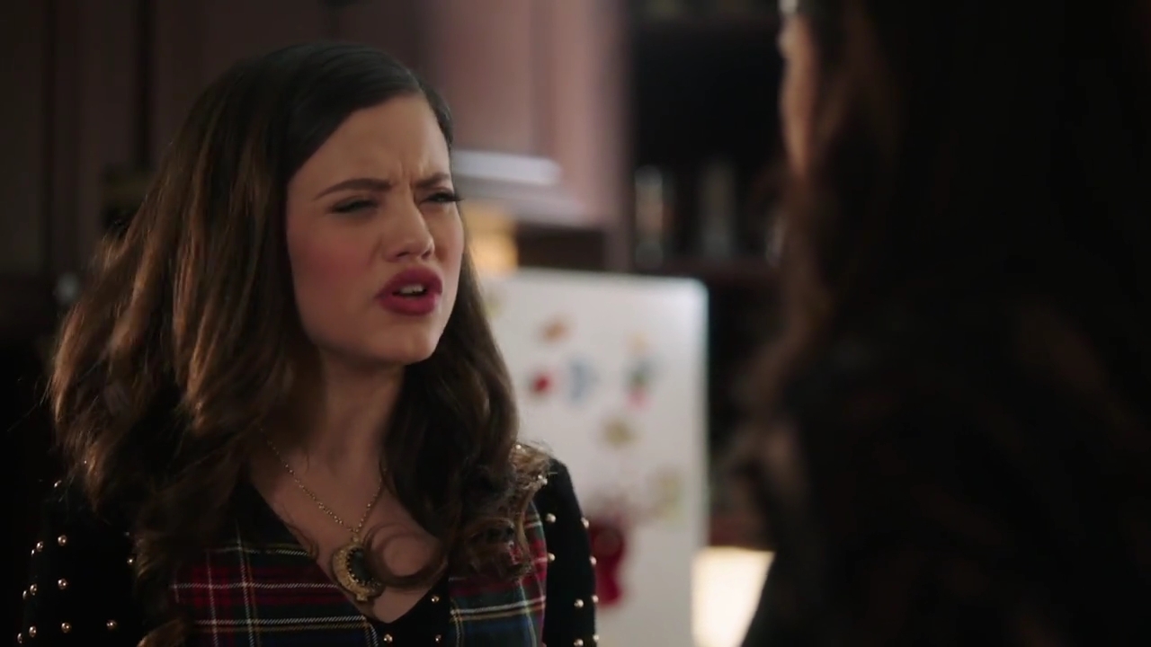 Charmed-Online-dot-nl_Charmed-1x09JingleHell01399.jpg
