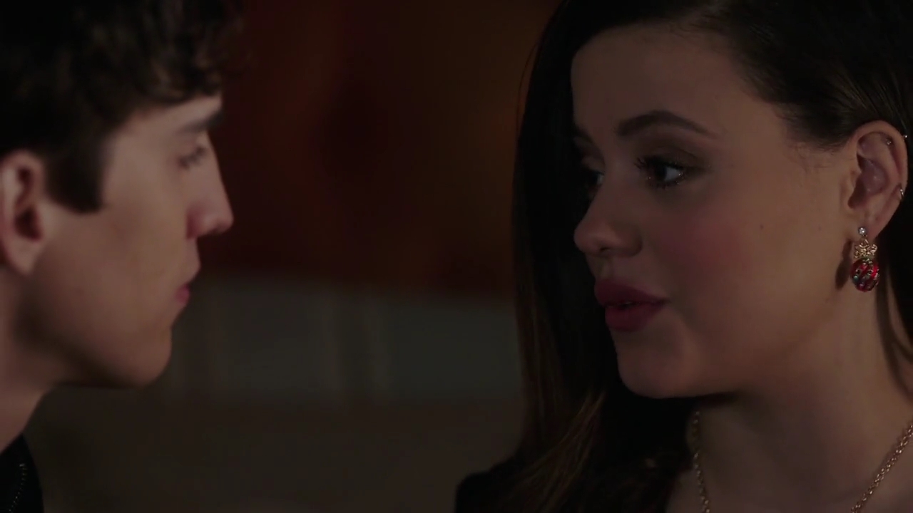 Charmed-Online-dot-nl_Charmed-1x09JingleHell01523.jpg