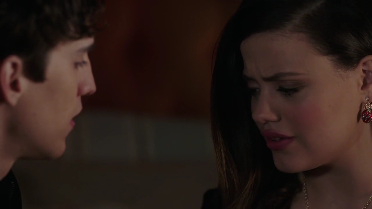Charmed-Online-dot-nl_Charmed-1x09JingleHell01533.jpg