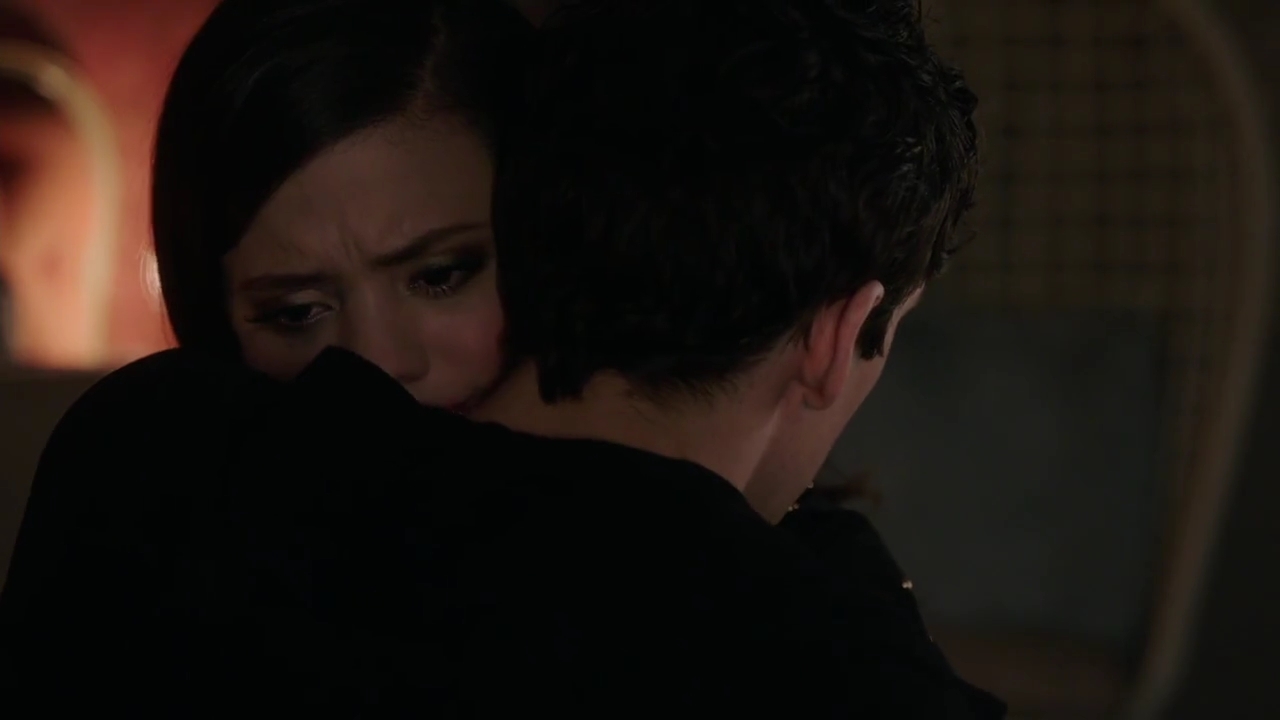 Charmed-Online-dot-nl_Charmed-1x09JingleHell01547.jpg