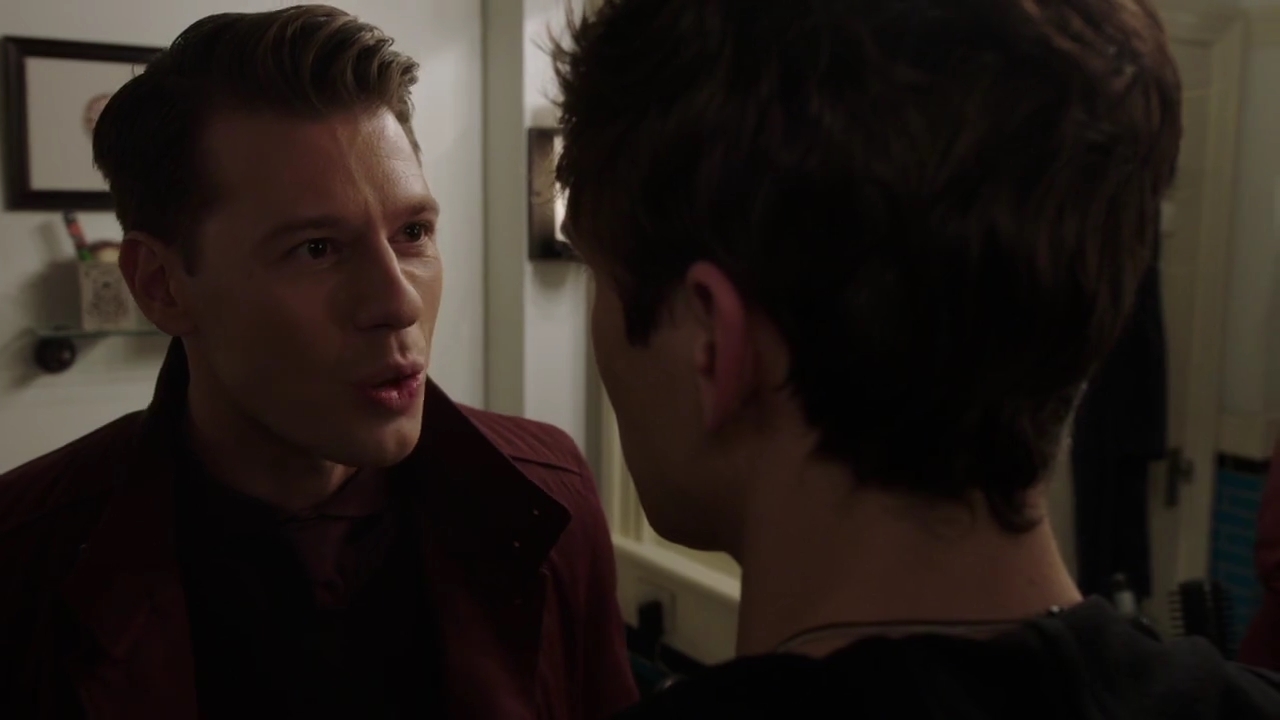 Charmed-Online-dot-nl_Charmed-1x09JingleHell01627.jpg