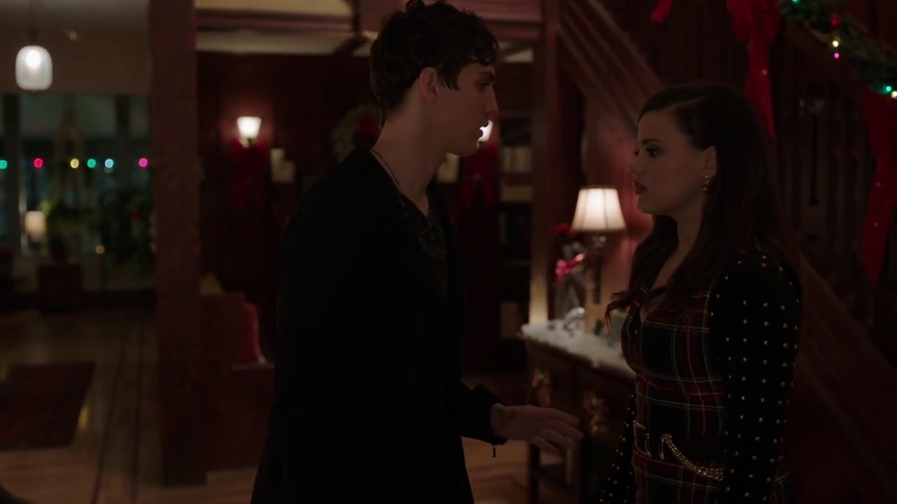 Charmed-Online-dot-nl_Charmed-1x09JingleHell01720.jpg