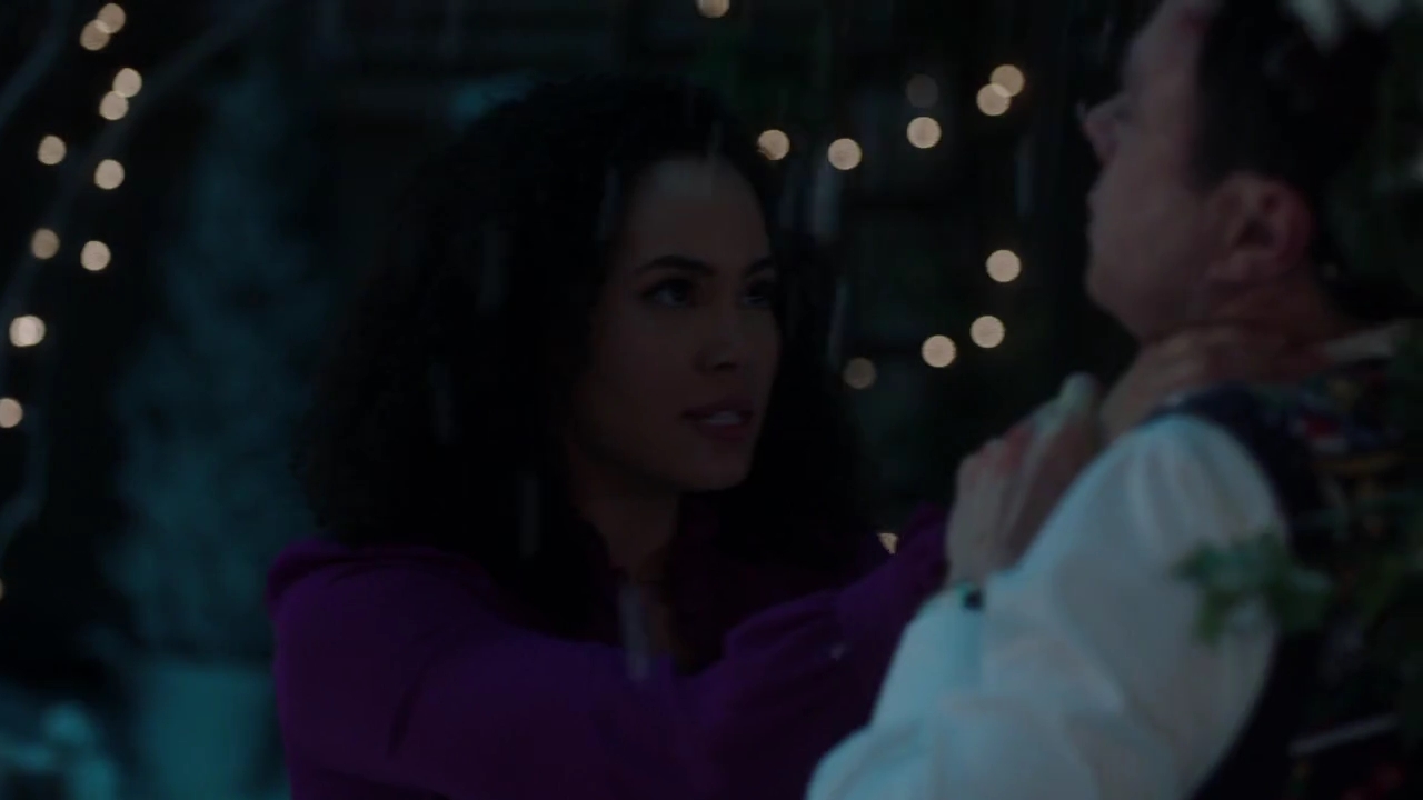 Charmed-Online-dot-nl_Charmed-1x09JingleHell01769.jpg