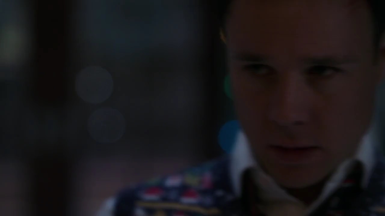 Charmed-Online-dot-nl_Charmed-1x09JingleHell01787.jpg