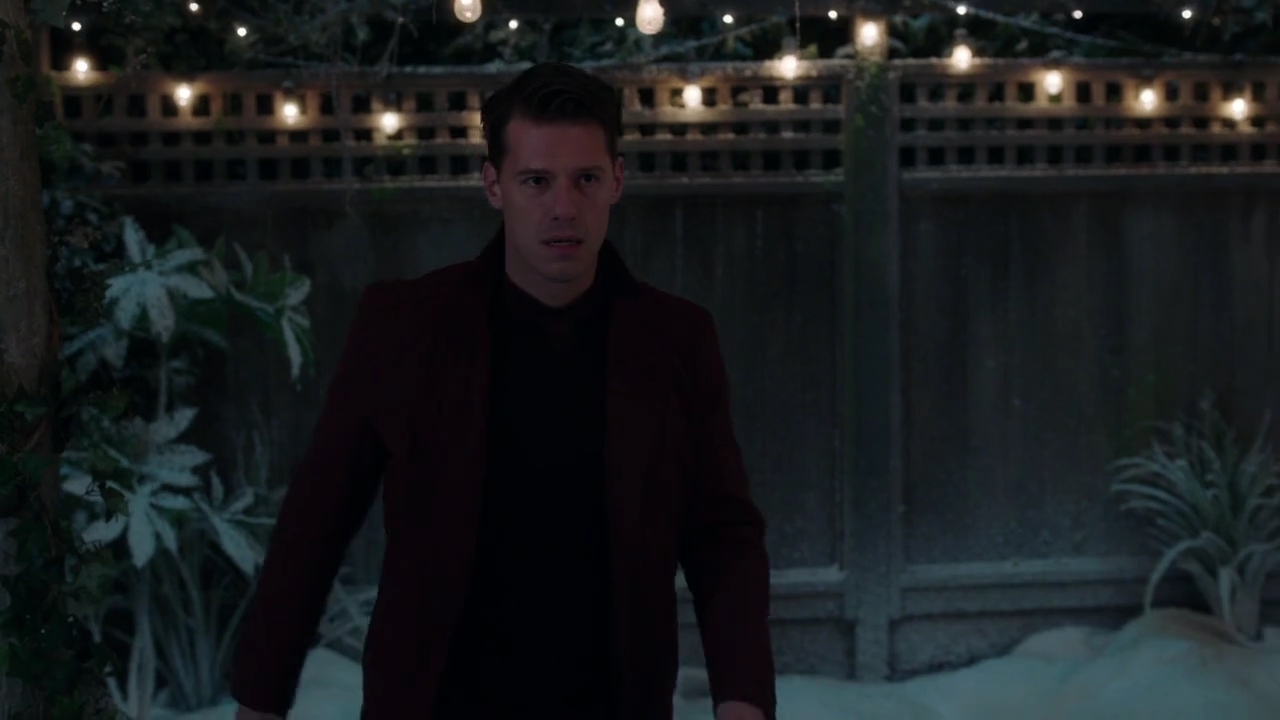 Charmed-Online-dot-nl_Charmed-1x09JingleHell01857.jpg