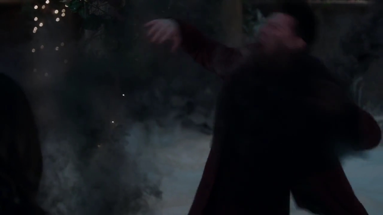 Charmed-Online-dot-nl_Charmed-1x09JingleHell01879.jpg