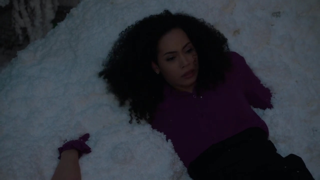 Charmed-Online-dot-nl_Charmed-1x09JingleHell01881.jpg