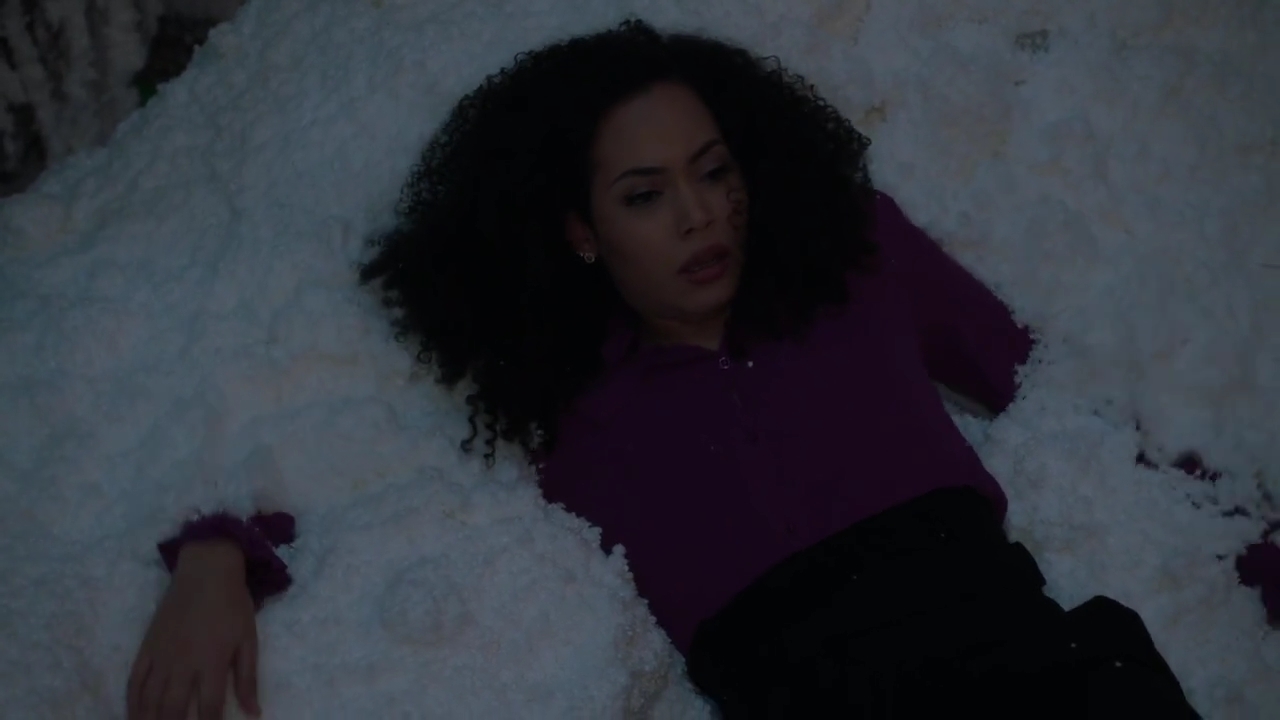 Charmed-Online-dot-nl_Charmed-1x09JingleHell01882.jpg