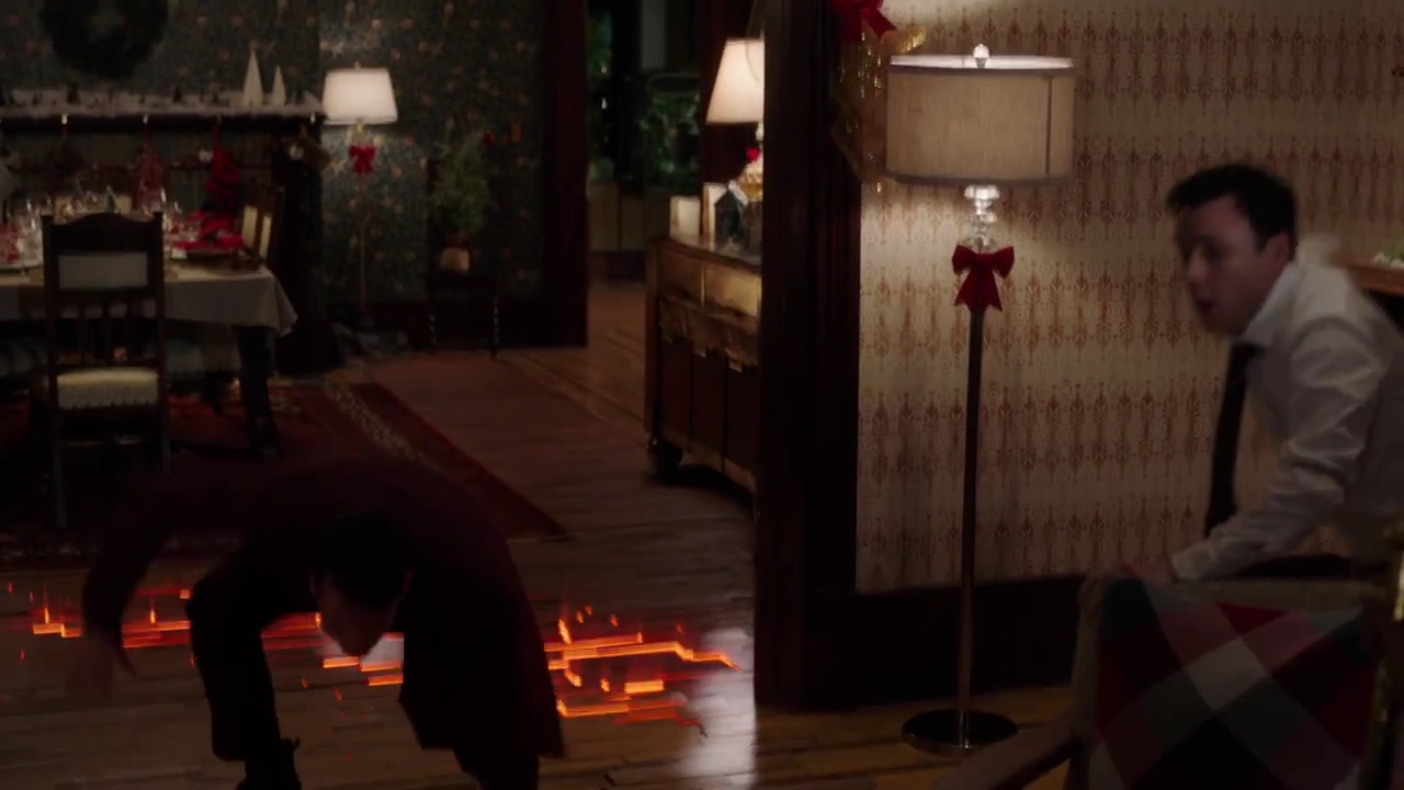 Charmed-Online-dot-nl_Charmed-1x09JingleHell02198.jpg