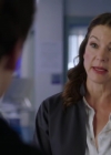 Charmed-Online-dot-nl_Charmed-1x09JingleHell00481.jpg