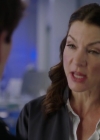 Charmed-Online-dot-nl_Charmed-1x09JingleHell00486.jpg