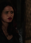 Charmed-Online-dot-nl_Charmed-1x09JingleHell01690.jpg