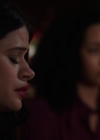 Charmed-Online-dot-nl_Charmed-1x09JingleHell02034.jpg
