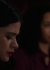 Charmed-Online-dot-nl_Charmed-1x09JingleHell02037.jpg