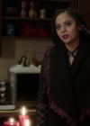 Charmed-Online-dot-nl_Charmed-1x09JingleHell02108.jpg