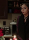 Charmed-Online-dot-nl_Charmed-1x09JingleHell02110.jpg