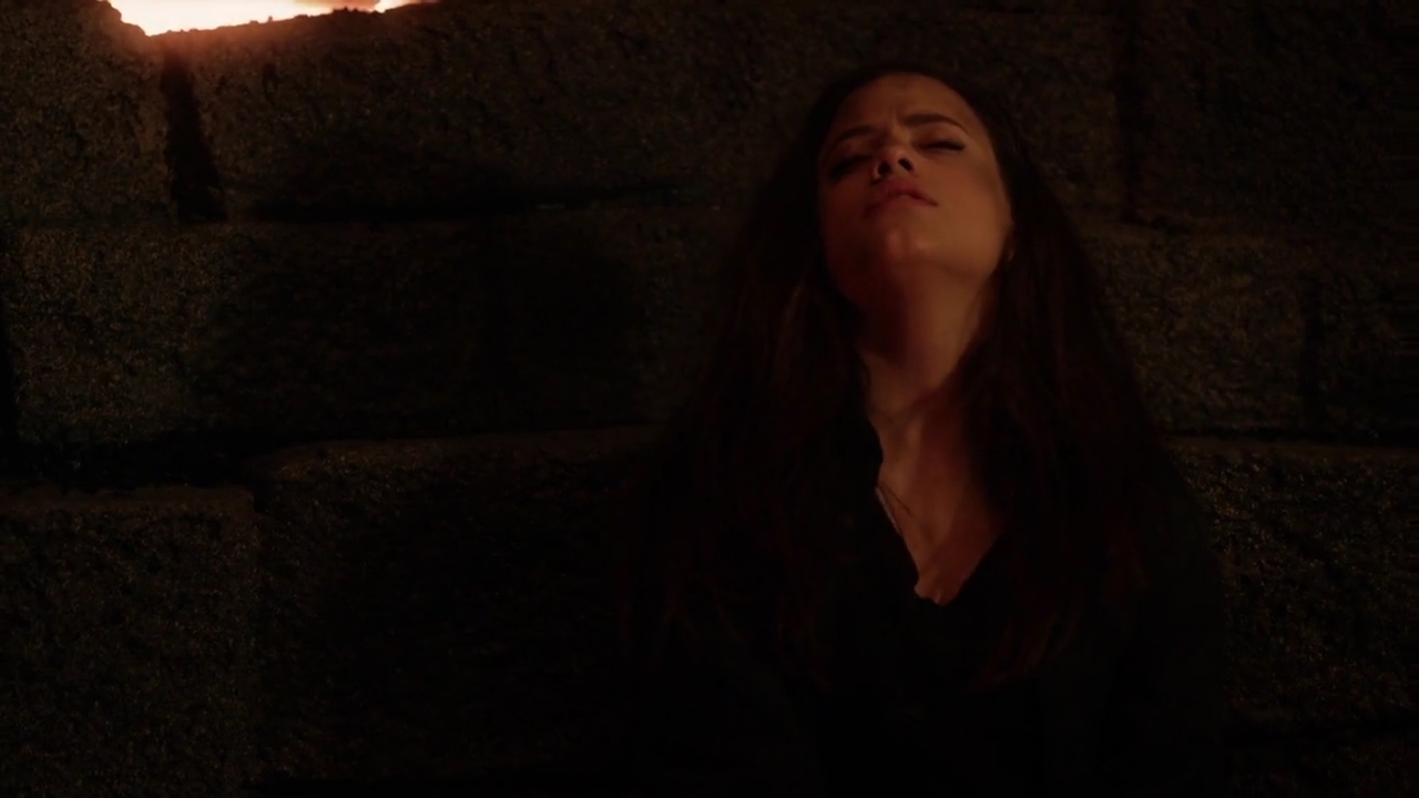 Charmed-Online-dot-nl_Charmed-1x10KeepCalmAndHarryOn01272.jpg