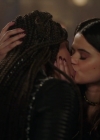 Charmed-Online-dot-nl_Charmed-1x10KeepCalmAndHarryOn02159.jpg
