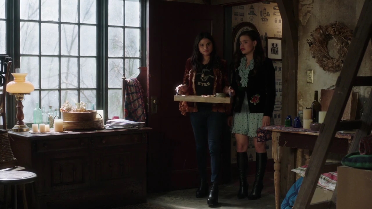 Charmed-Online-dot-nl_Charmed-1x11WitchPerfect00171.jpg