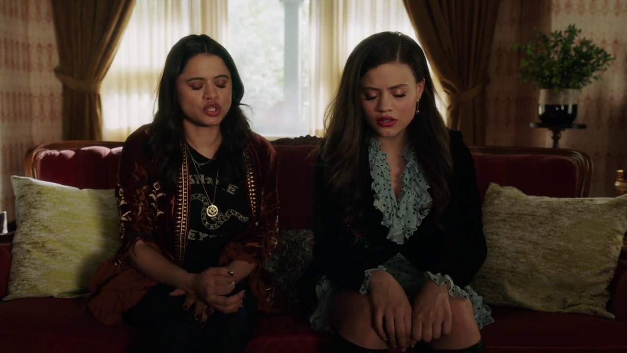 Charmed-Online-dot-nl_Charmed-1x11WitchPerfect00361.jpg