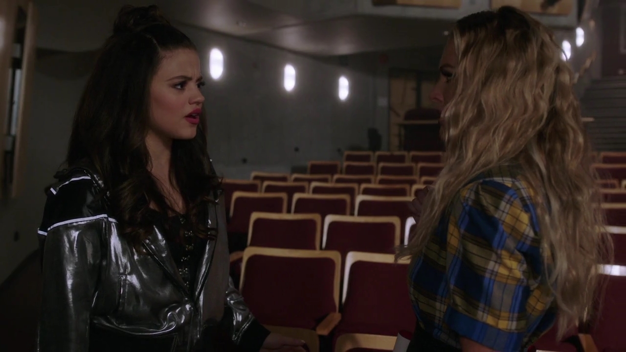 Charmed-Online-dot-nl_Charmed-1x11WitchPerfect00615.jpg