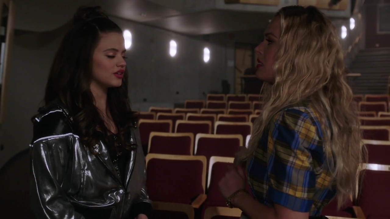 Charmed-Online-dot-nl_Charmed-1x11WitchPerfect00618.jpg