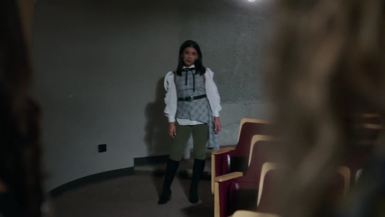 Charmed-Online-dot-nl_Charmed-1x11WitchPerfect00647.jpg Charmed-Online-dot-nl_Charmed-1x11WitchPerfect00647.jpg