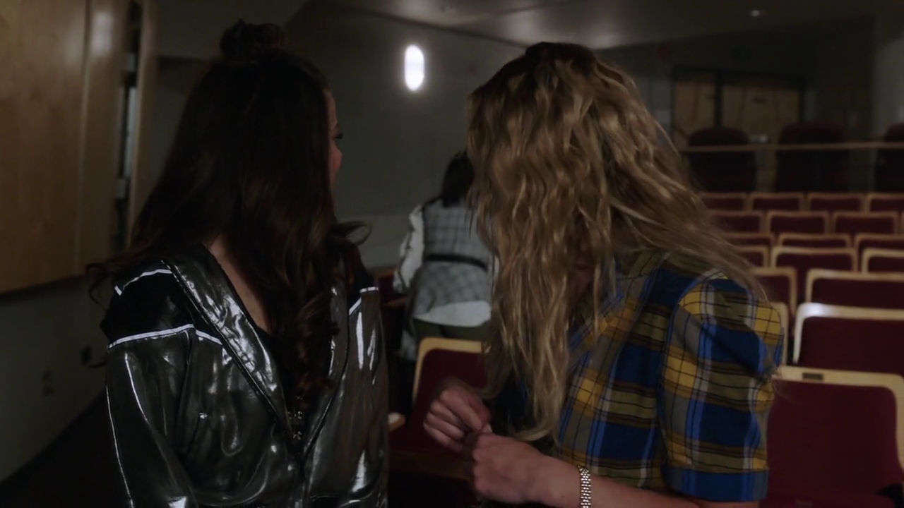 Charmed-Online-dot-nl_Charmed-1x11WitchPerfect00678.jpg Charmed-Online-dot-nl_Charmed-1x11WitchPerfect00678.jpg