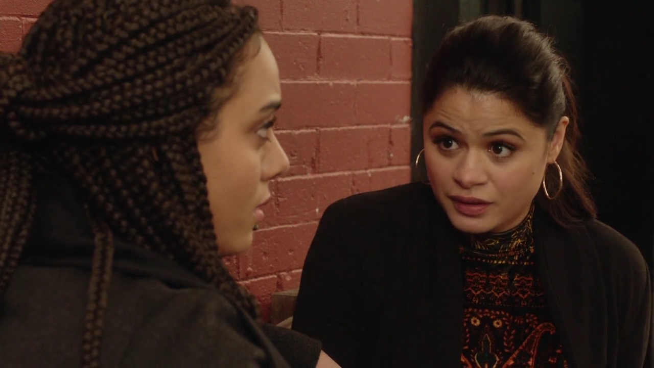 Charmed-Online-dot-nl_Charmed-1x11WitchPerfect00818.jpg Charmed-Online-dot-nl_Charmed-1x11WitchPerfect00818.jpg