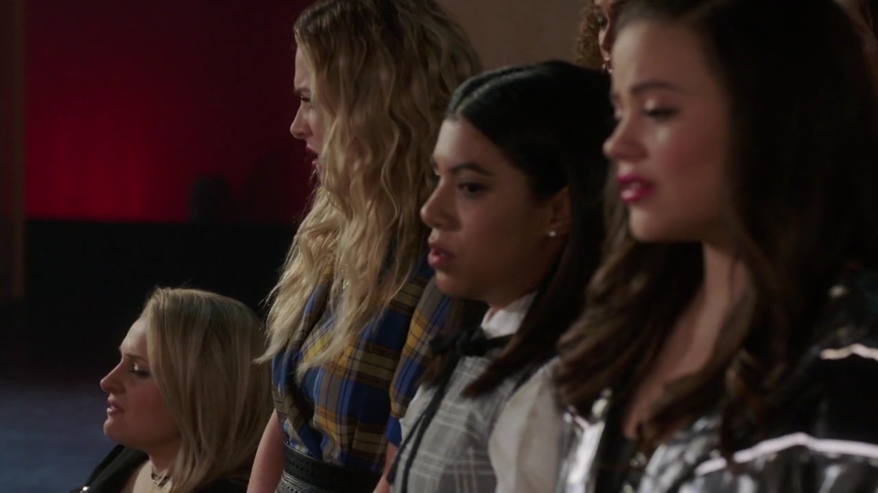 Charmed-Online-dot-nl_Charmed-1x11WitchPerfect00879.jpg Charmed-Online-dot-nl_Charmed-1x11WitchPerfect00879.jpg