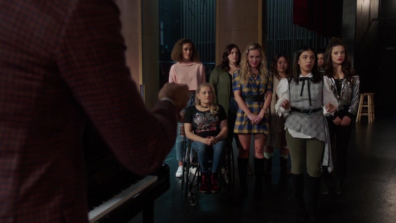 Charmed-Online-dot-nl_Charmed-1x11WitchPerfect00906.jpg
