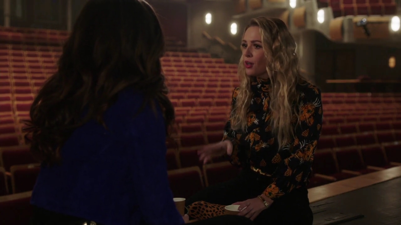 Charmed-Online-dot-nl_Charmed-1x11WitchPerfect01205.jpg