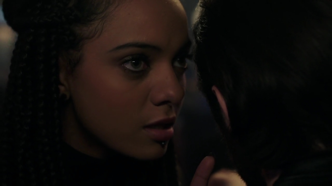 Charmed-Online-dot-nl_Charmed-1x11WitchPerfect01580.jpg