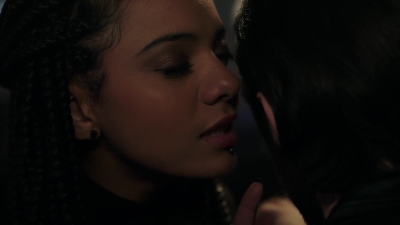 Charmed-Online-dot-nl_Charmed-1x11WitchPerfect01588.jpg