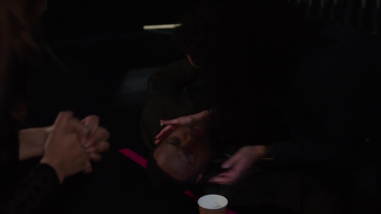 Charmed-Online-dot-nl_Charmed-1x11WitchPerfect01801.jpg