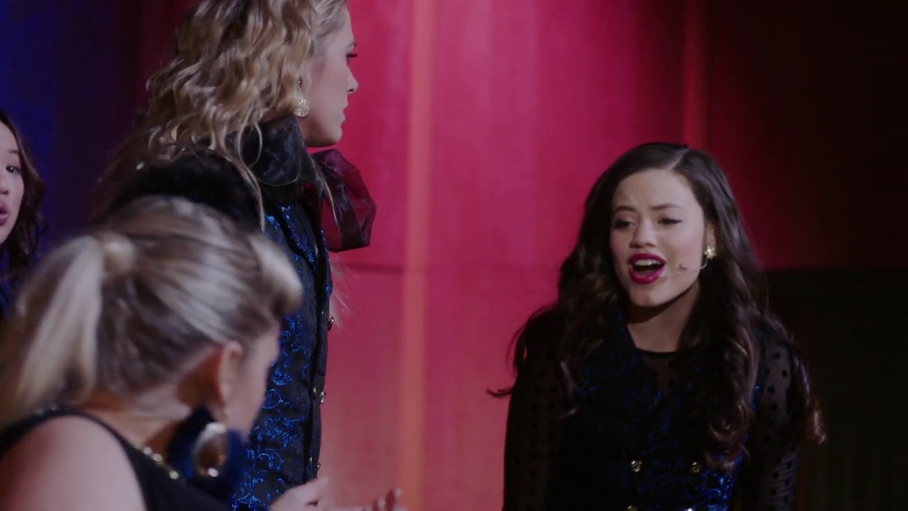 Charmed-Online-dot-nl_Charmed-1x11WitchPerfect01979.jpg