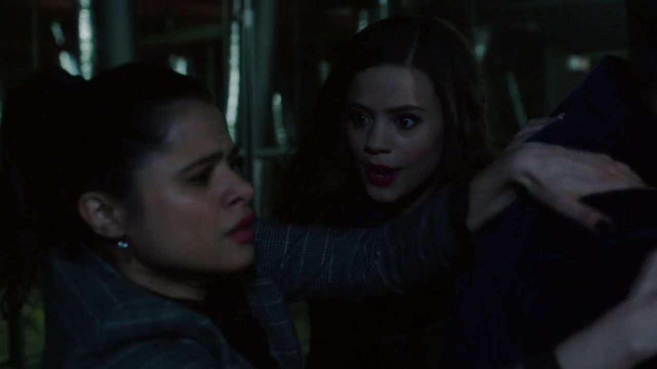 Charmed-Online-dot-nl_Charmed-1x11WitchPerfect02015.jpg