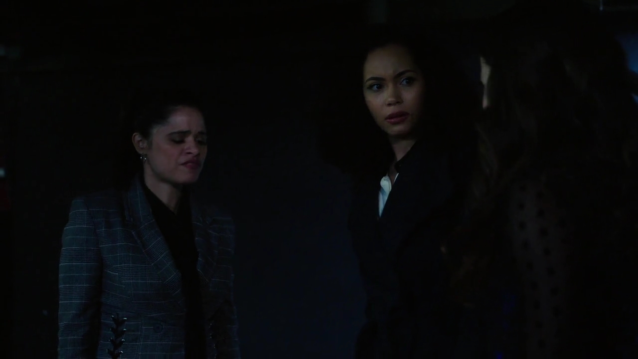Charmed-Online-dot-nl_Charmed-1x11WitchPerfect02042.jpg